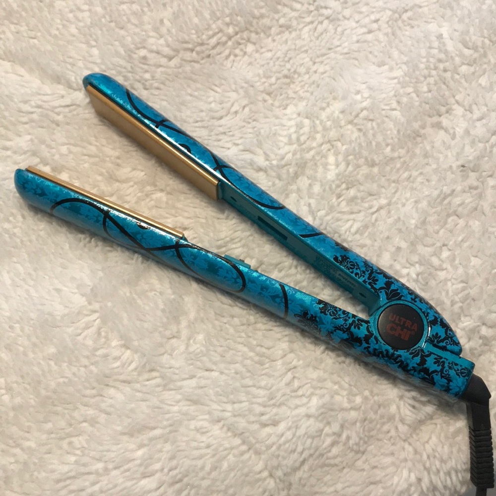 Ultra Chi Limited Holiday Edition